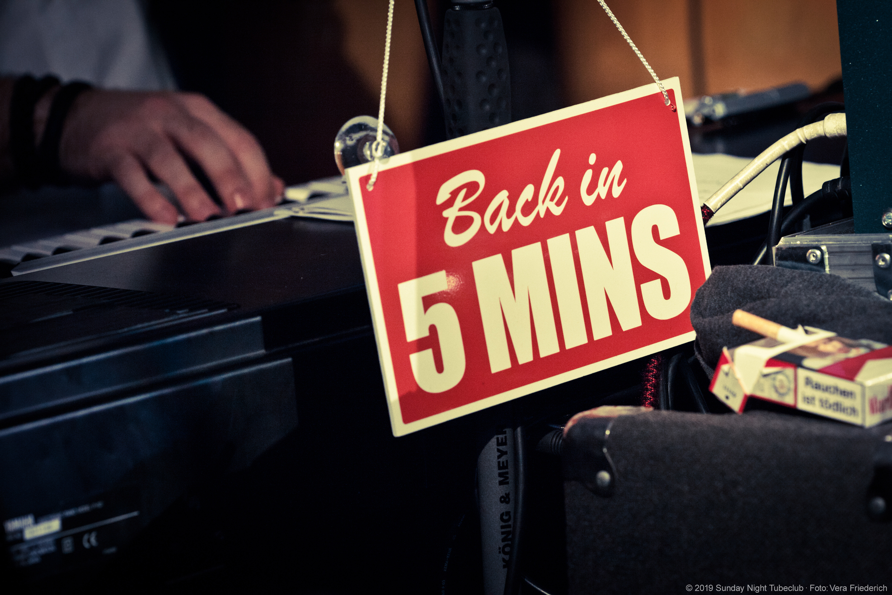  Ed's barber shop sign 